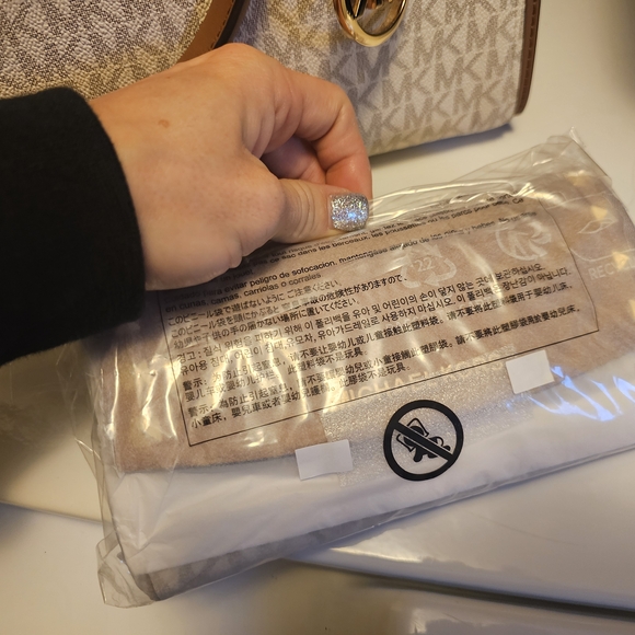 Michael Kors Beige and Brown Tote Bag - Picture 4 of 4